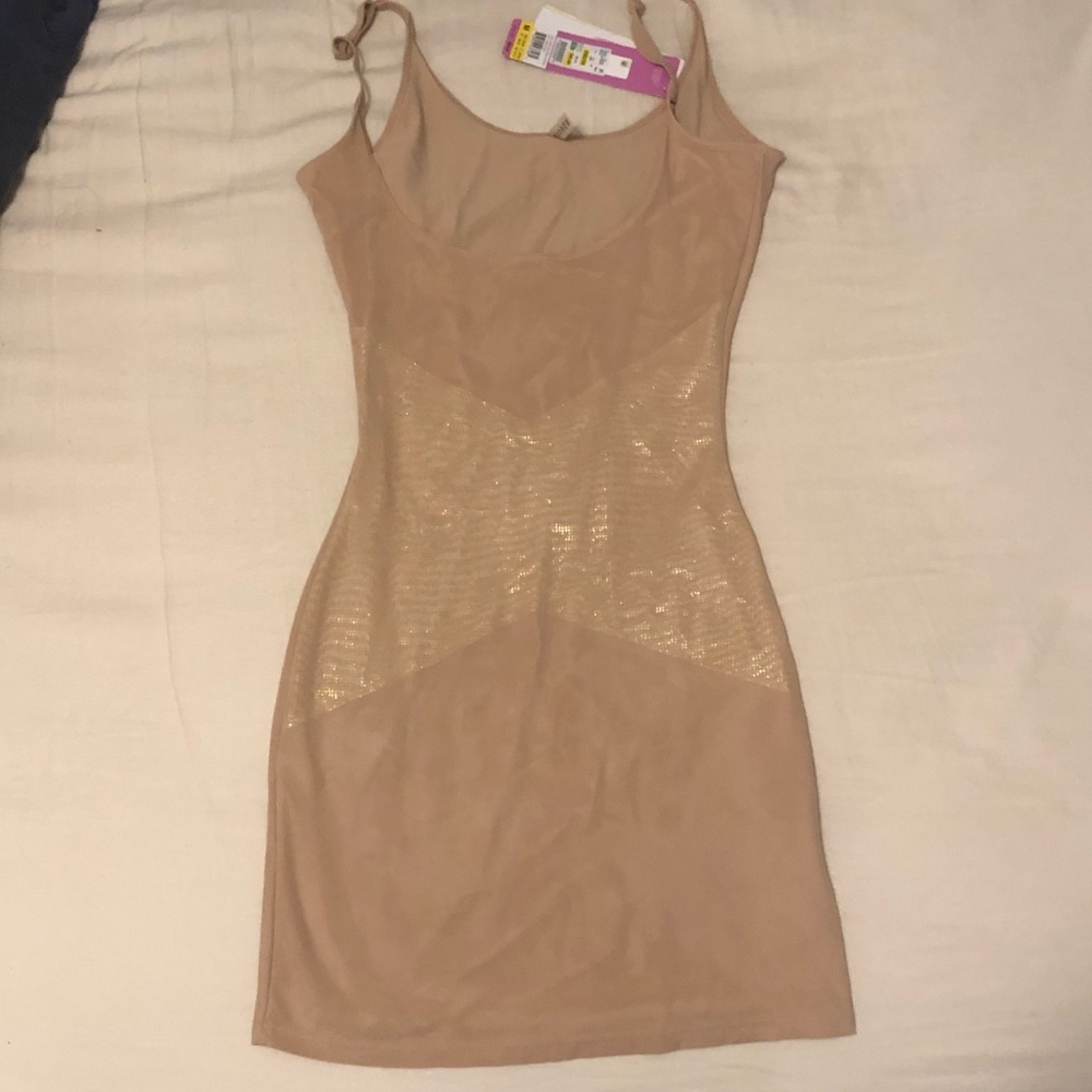 Spanx lady luxe full slip. Open bust.